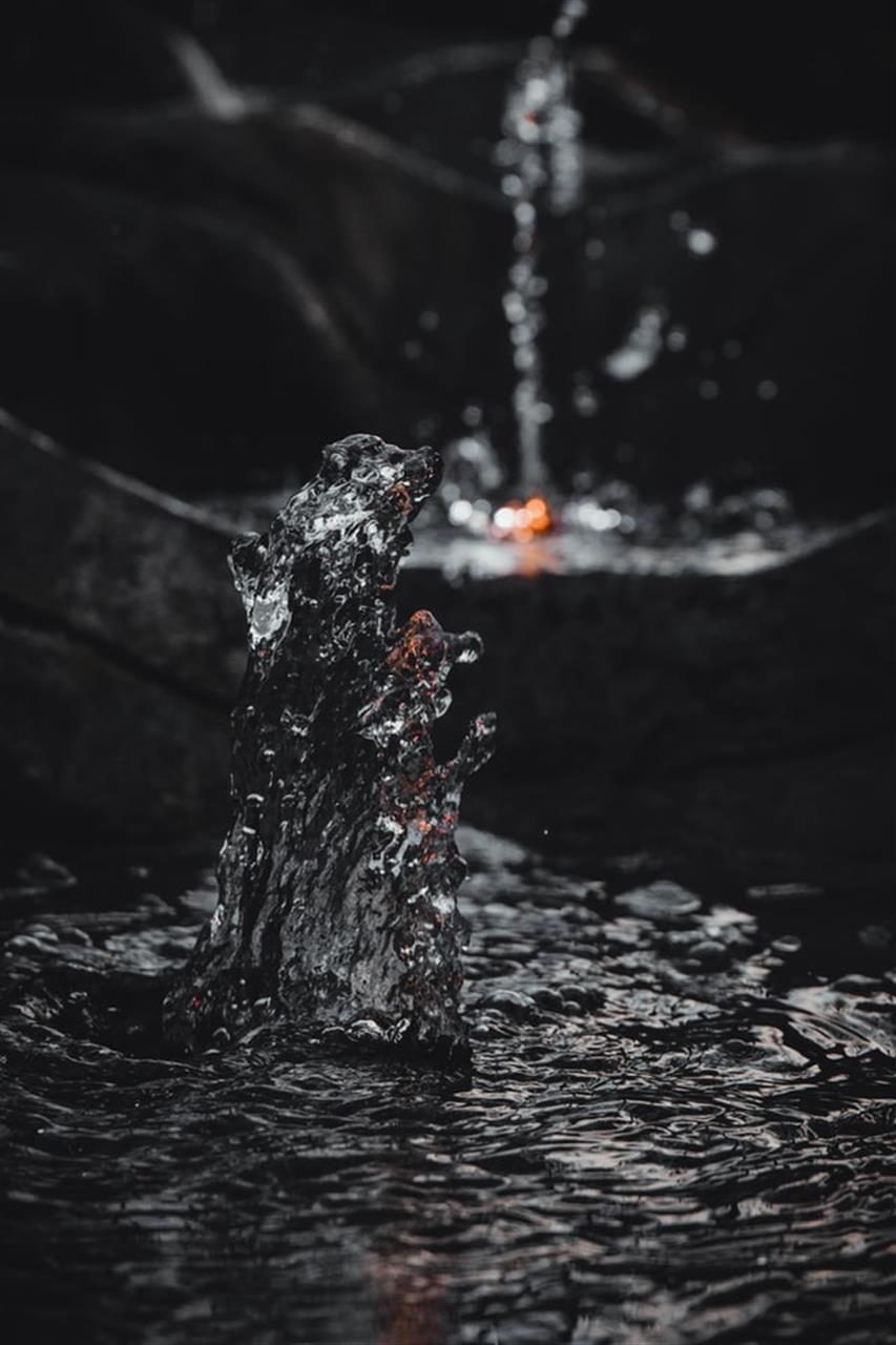 Hvad er hårdt vand egentlig og hvorfor giver det sådanne udfordringer?